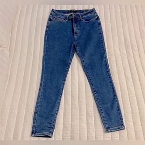 Judy Blue medium wash skinny jeans - Size 13/31